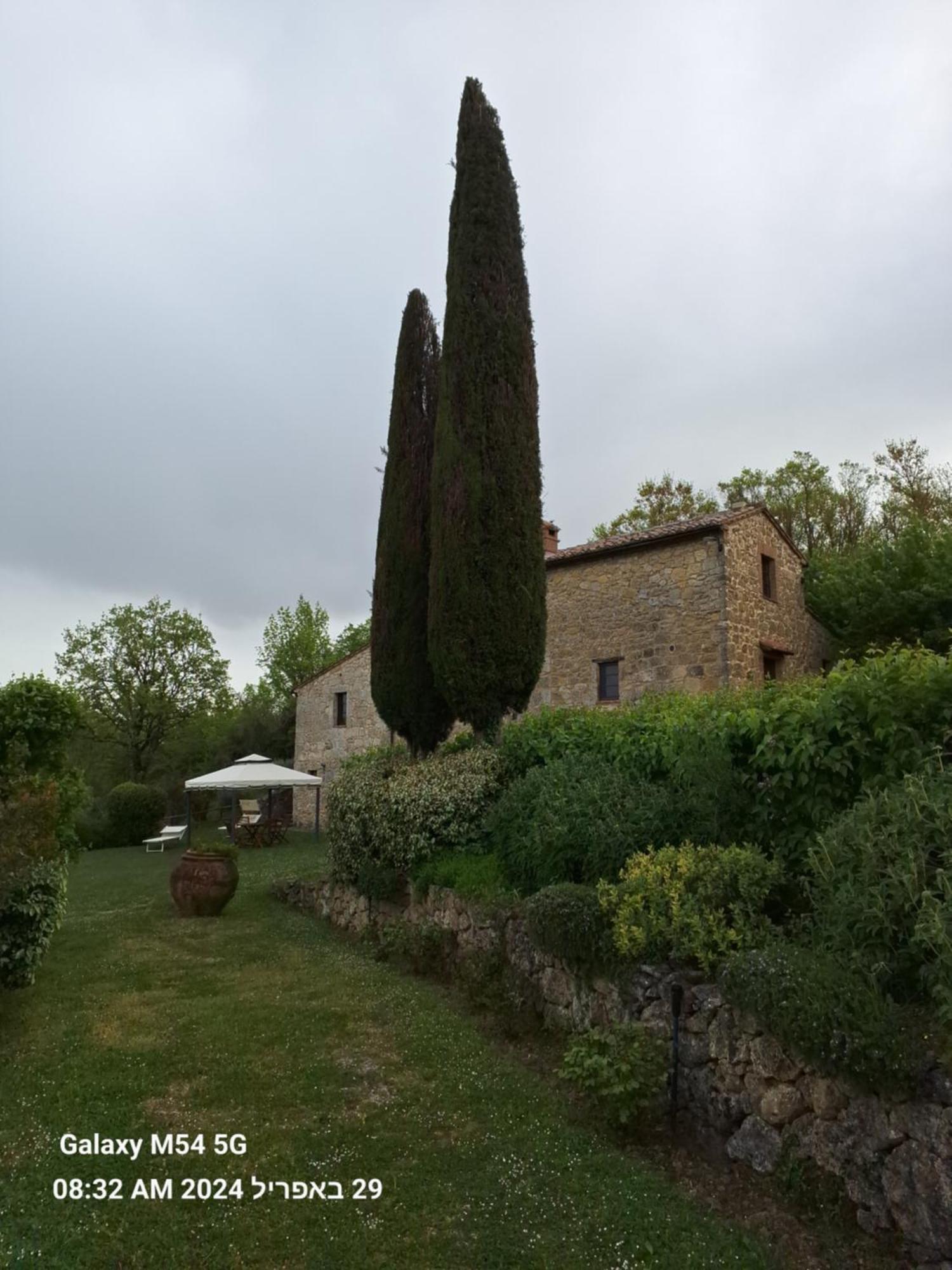 Borgo Fastelli Aparthotel Sarteano Luaran gambar