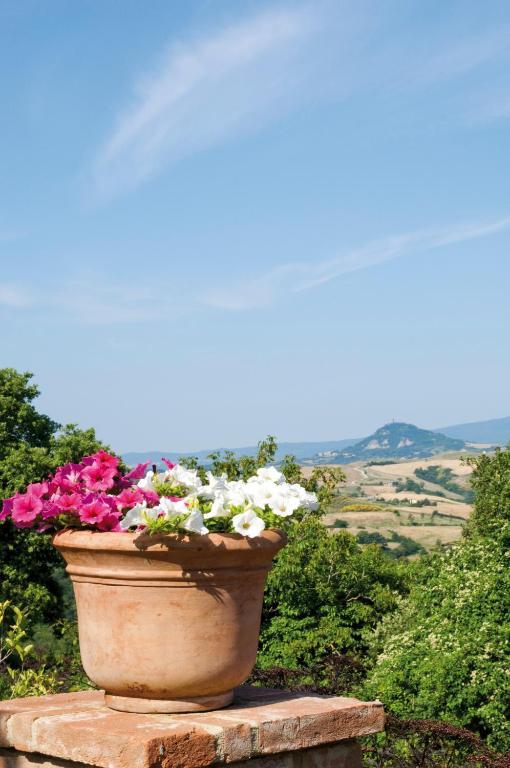 Borgo Fastelli Aparthotel Sarteano Luaran gambar